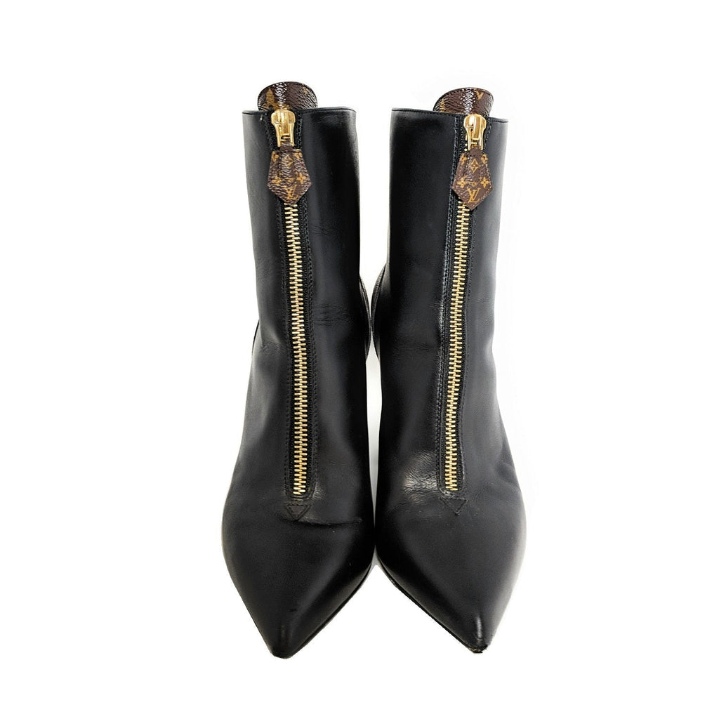 Louis Vuitton Matchmake Ankle Boots in Black 37