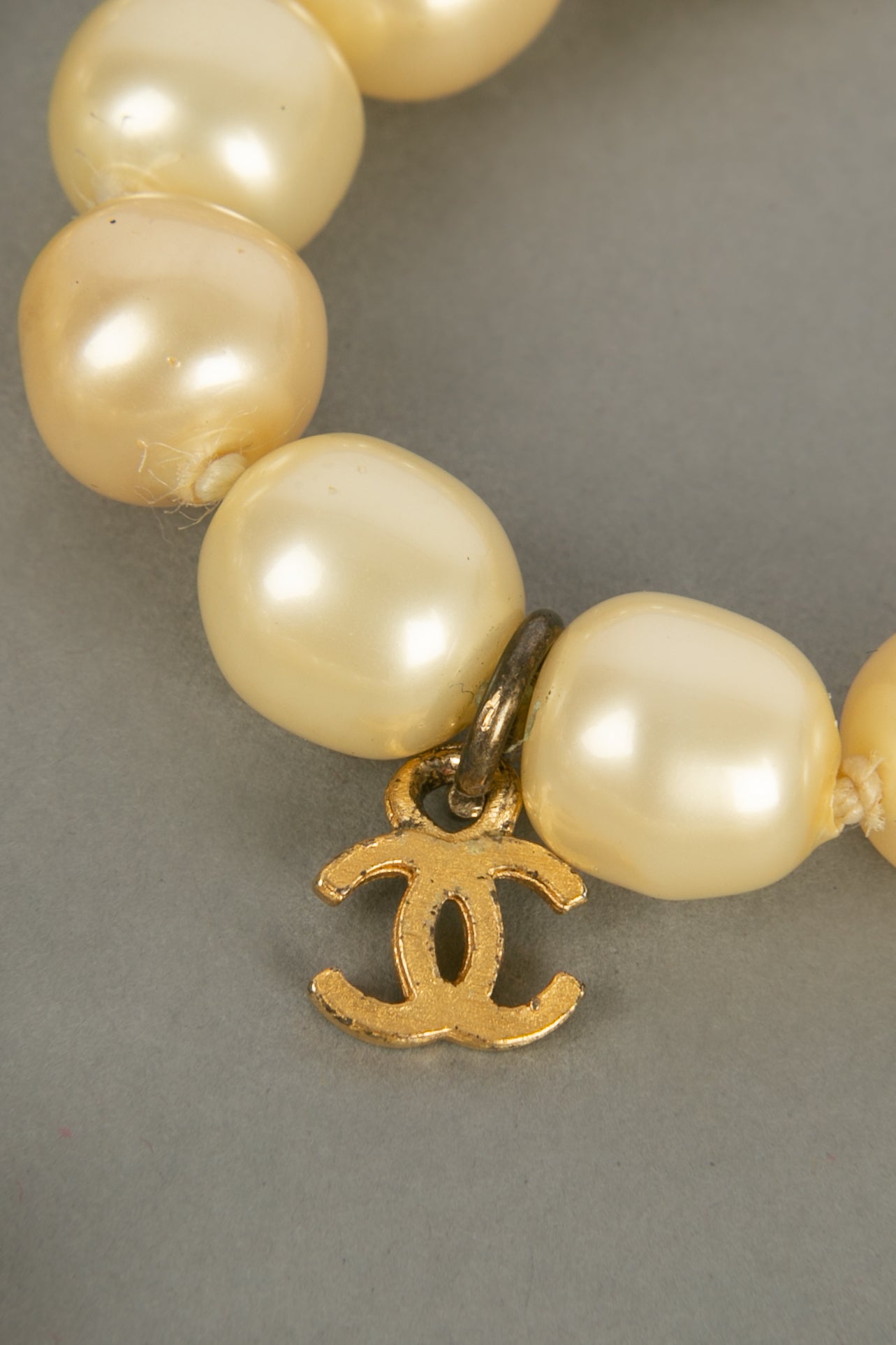 Collier croix Chanel