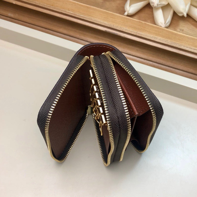 Louis Vuitton Luxury Bags 2438