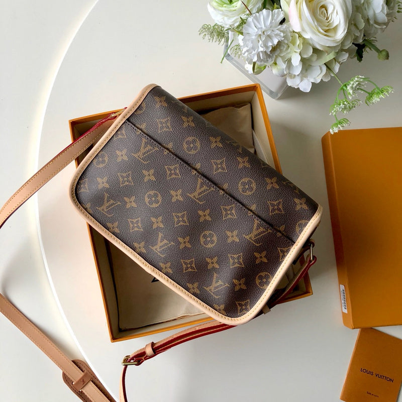 Louis Vuitton Luxury Bags 2652