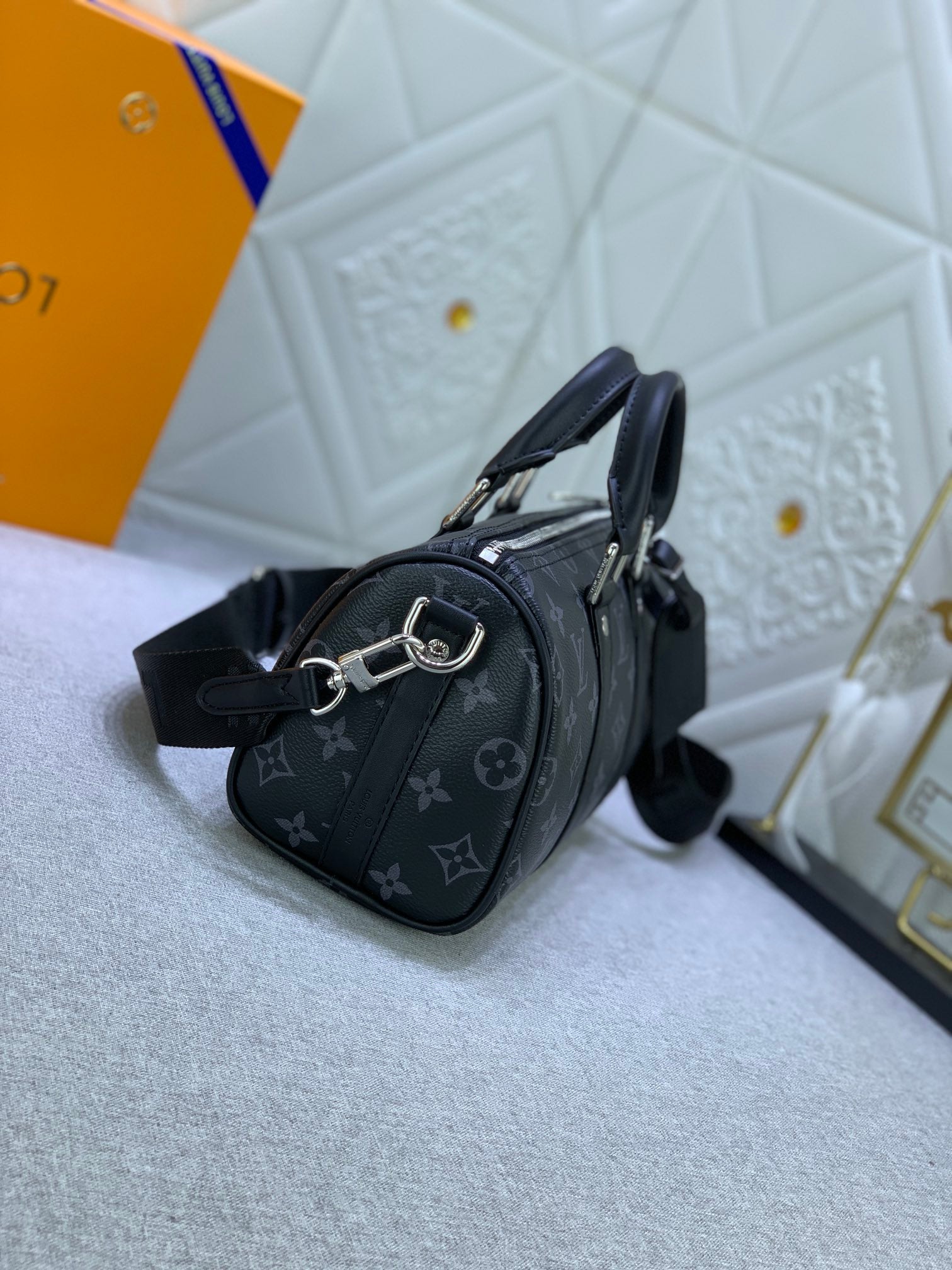 Luxury Bags Louis Vuitton  795