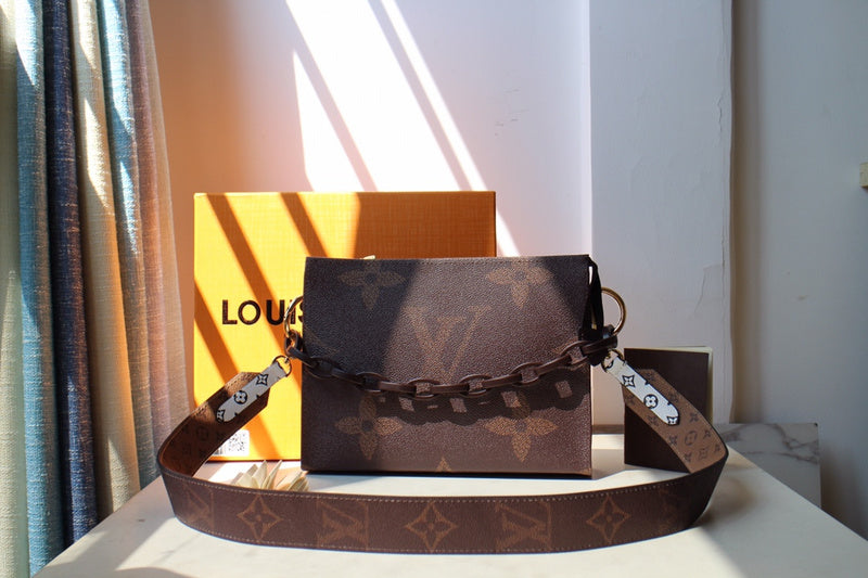 Louis Vuitton Luxury Bags 2662