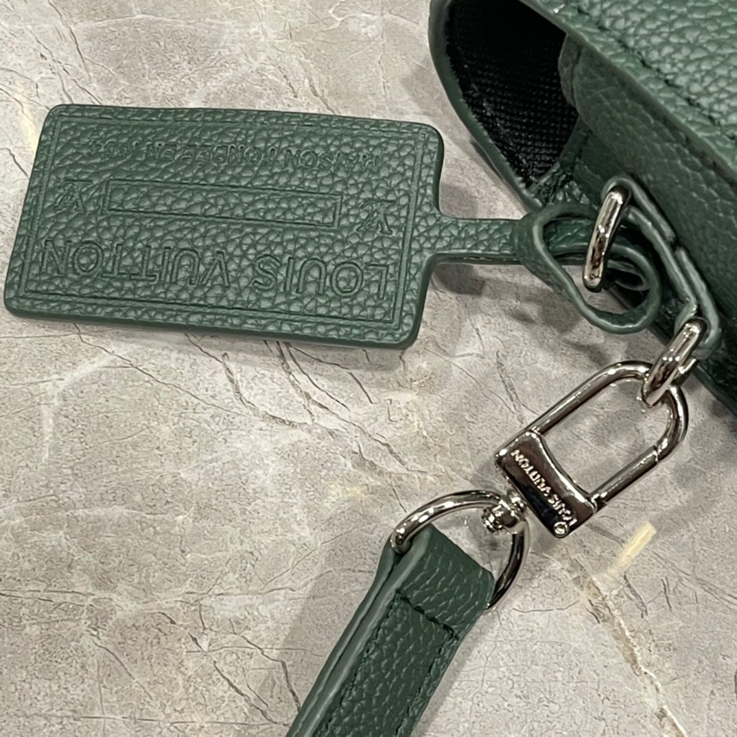 Luxury Bags Louis Vuitton  870