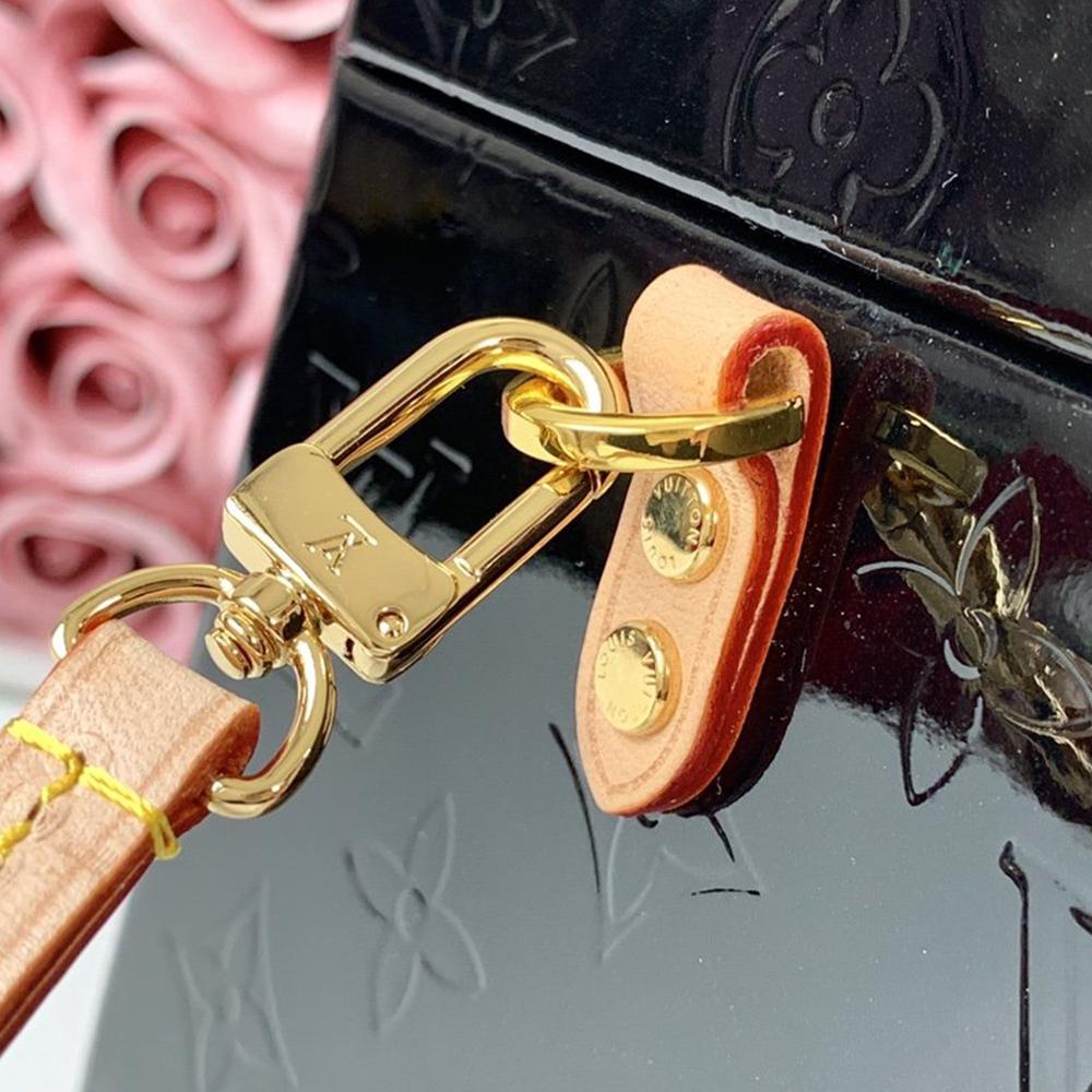 Louis Vuitton Bleeker Box Bag