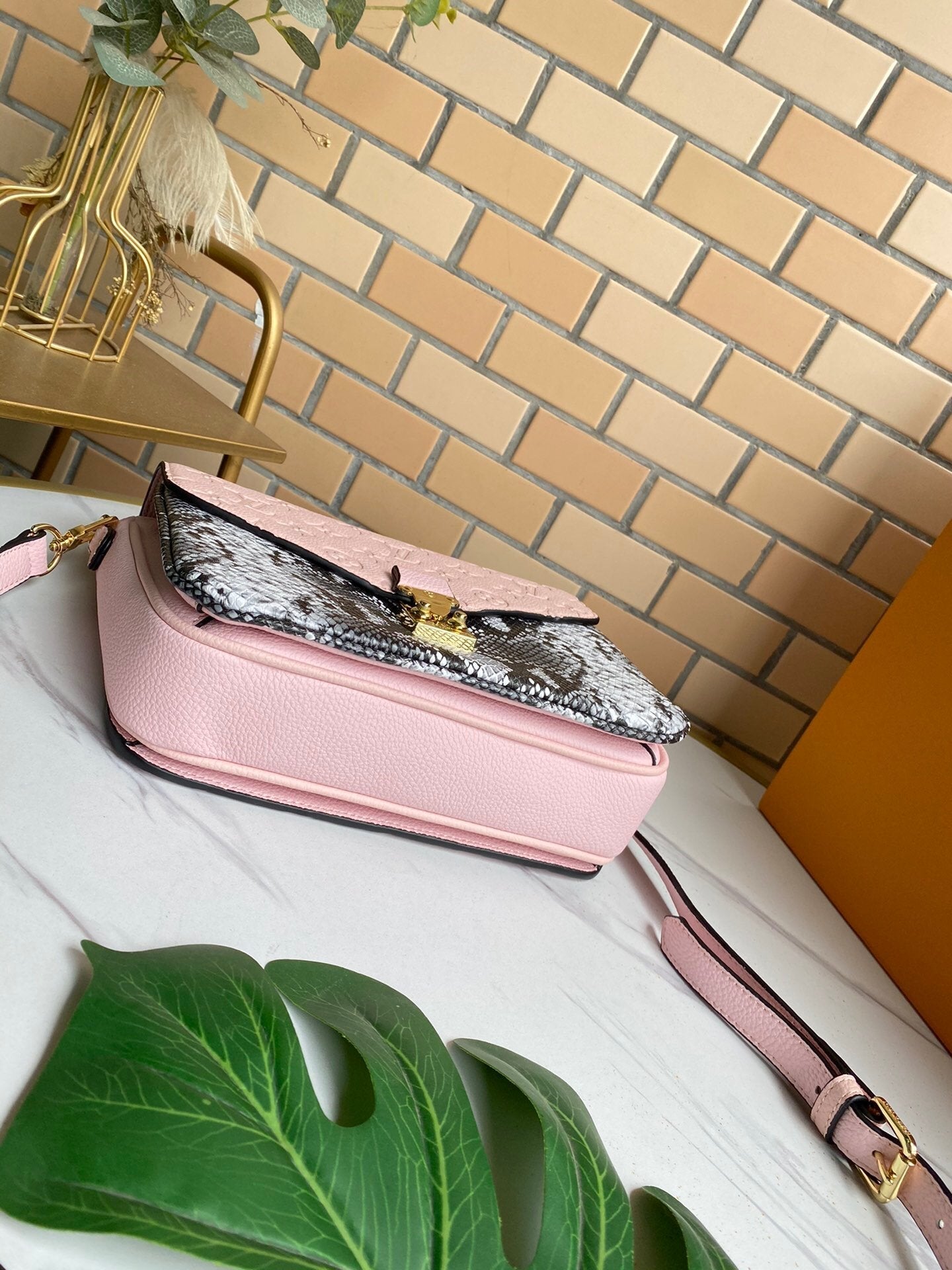 Designer Handbags louis vuitton 126