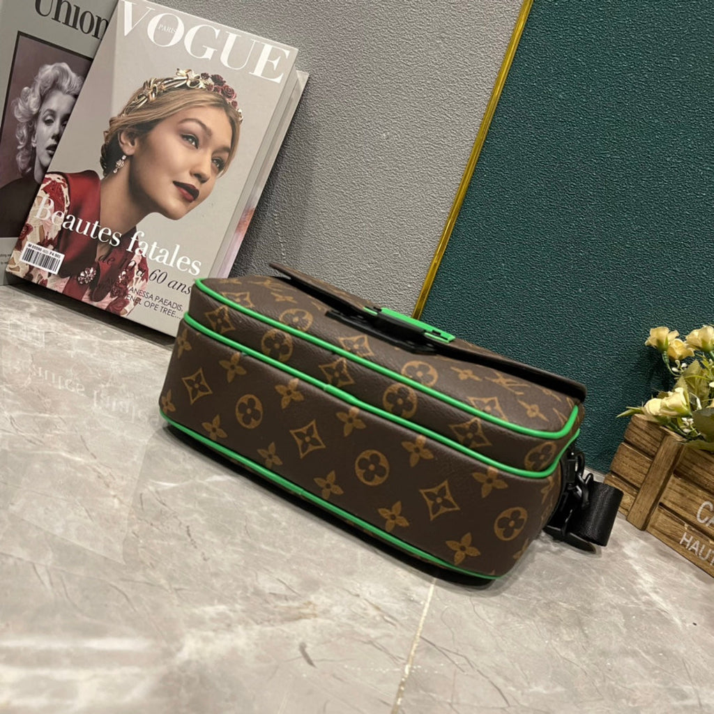 Luxury Bags Louis Vuitton  851