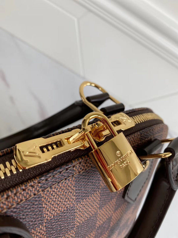 Louis Vuitton Luxury Bags 2589