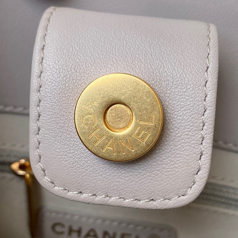 aura-bags - Chanel Bags - 7671