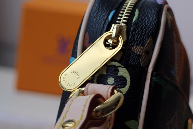 Louis Vuitton Luxury Bags 1798