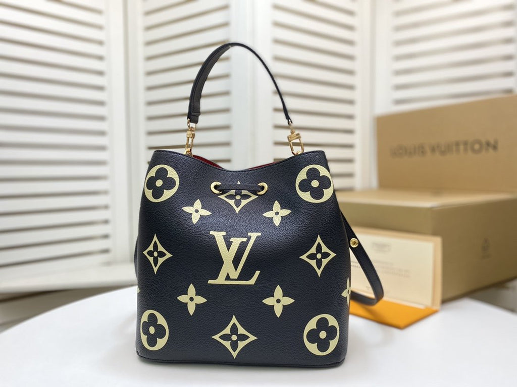 Designer Handbags louis vuitton 103