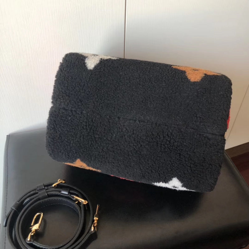 Louis Vuitton Luxury Bags 2659