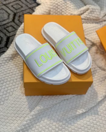 louis vuitton Women's Pool Pillow Flat Comfort Mule White For Women LV