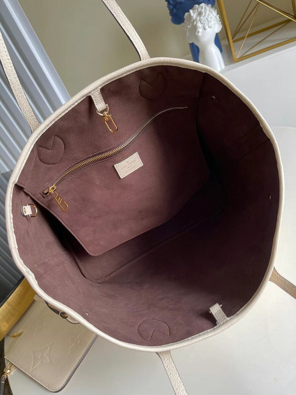 Louis Vuitton Luxury Bags 2530