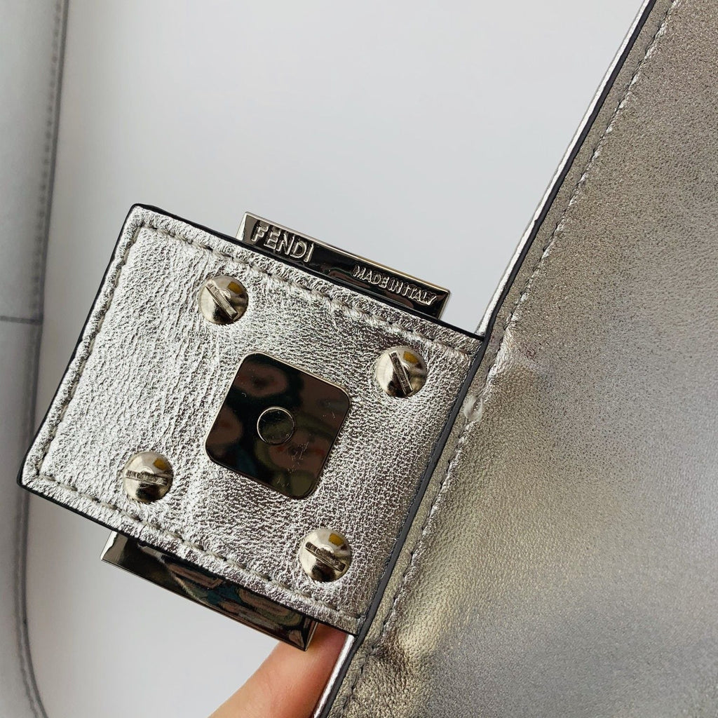 Designer Handbags Fendi 178