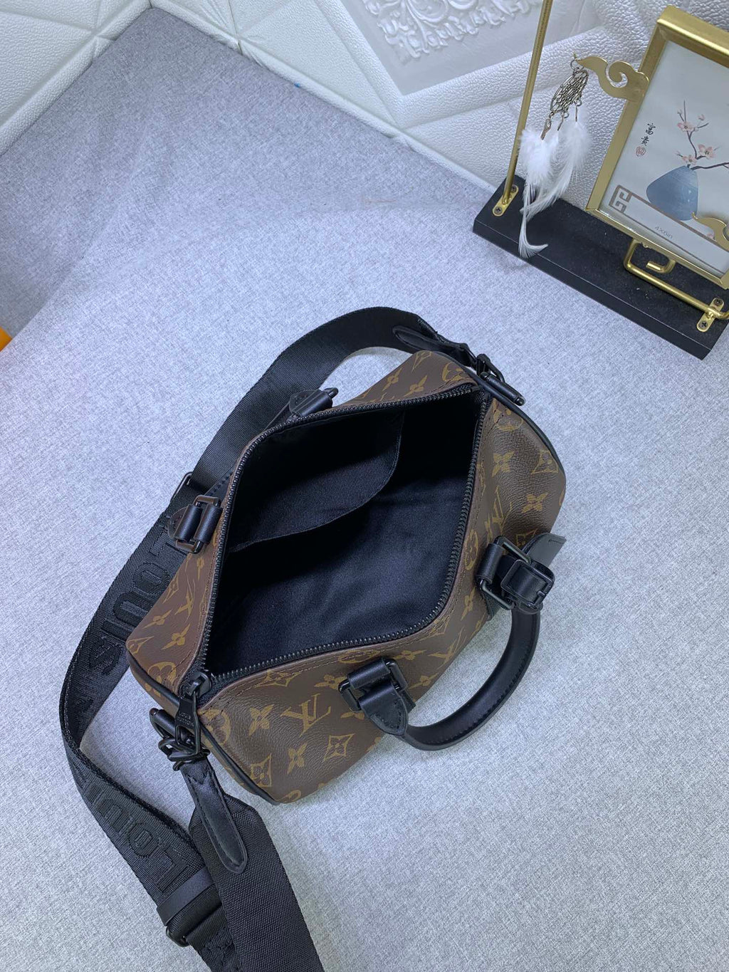 Luxury Bags Louis Vuitton  796