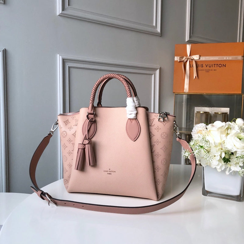Louis Vuitton Luxury Bags 2611