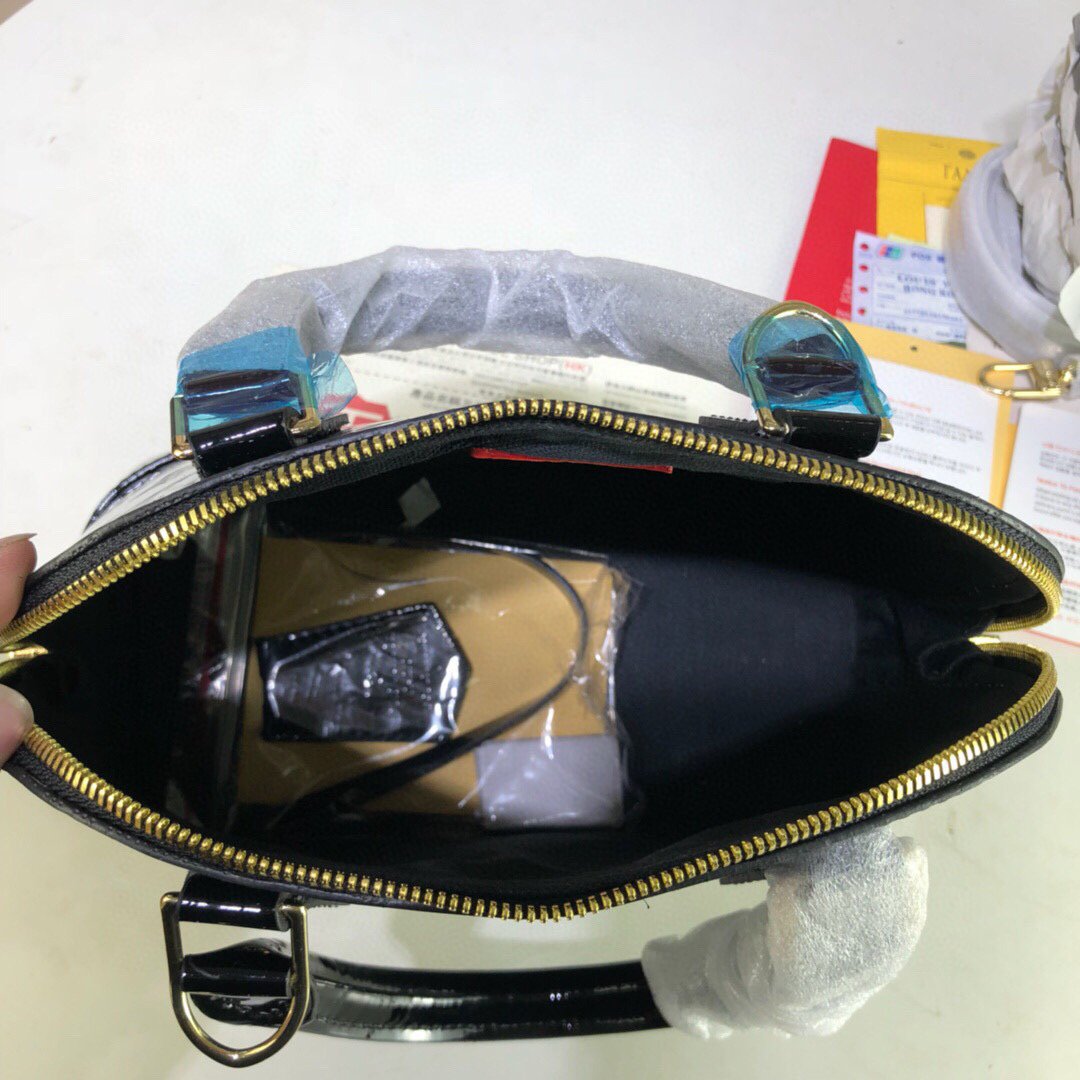 Designer Handbags louis vuitton 058