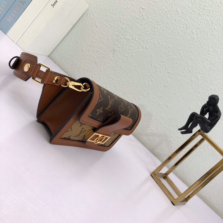 Louis Vuitton Luxury Bags 1932