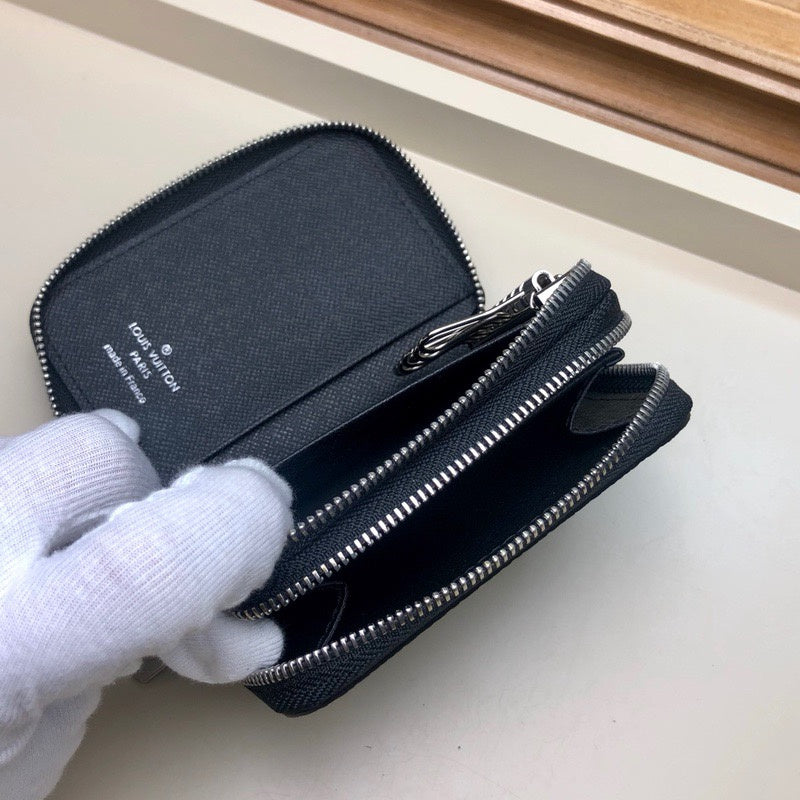 Louis Vuitton Luxury Bags 2439