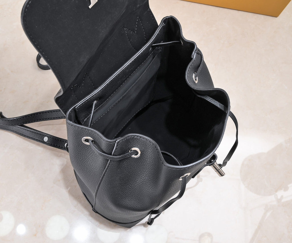 Luxury Bags Louis Vuitton  808