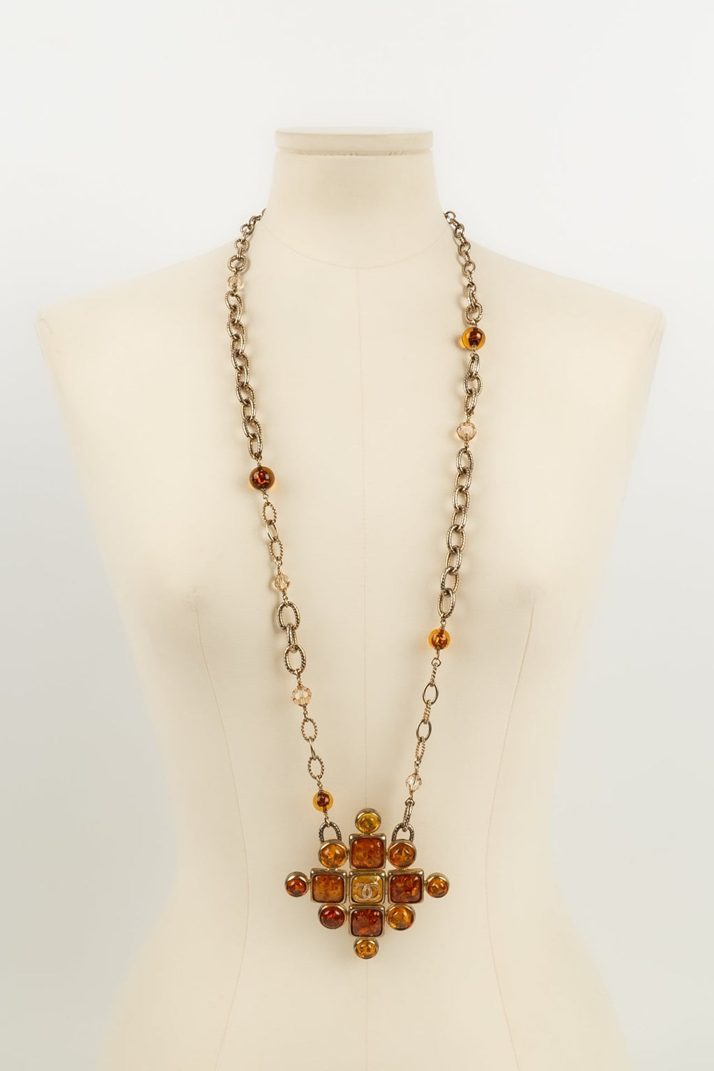 Collier croix Chanel Automne 2007
