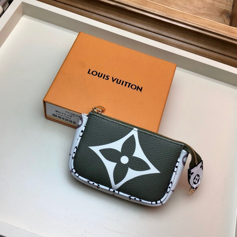Louis Vuitton Luxury Bags 2030