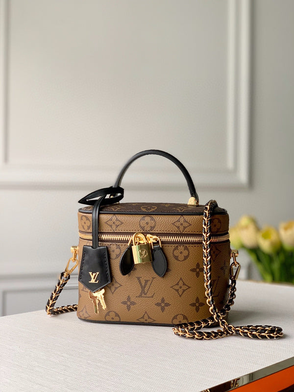 Louis Vuitton Luxury Bags 2674