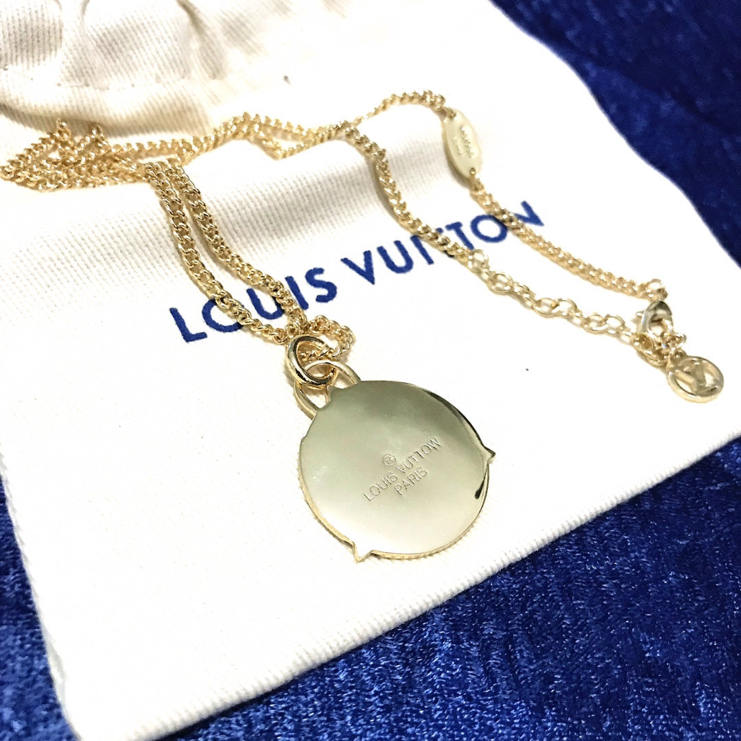 BG - Holiday Necklace louis vuitton026