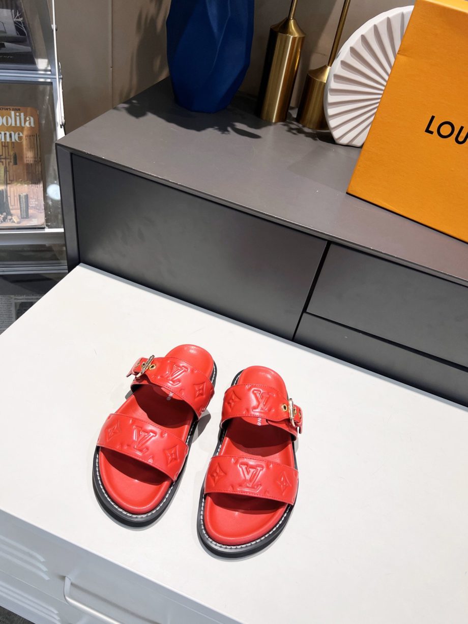 louis vuitton Women's Bom Dia Flat Mule Red For Women