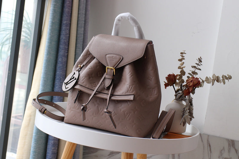 Louis Vuitton Luxury Bags 2821
