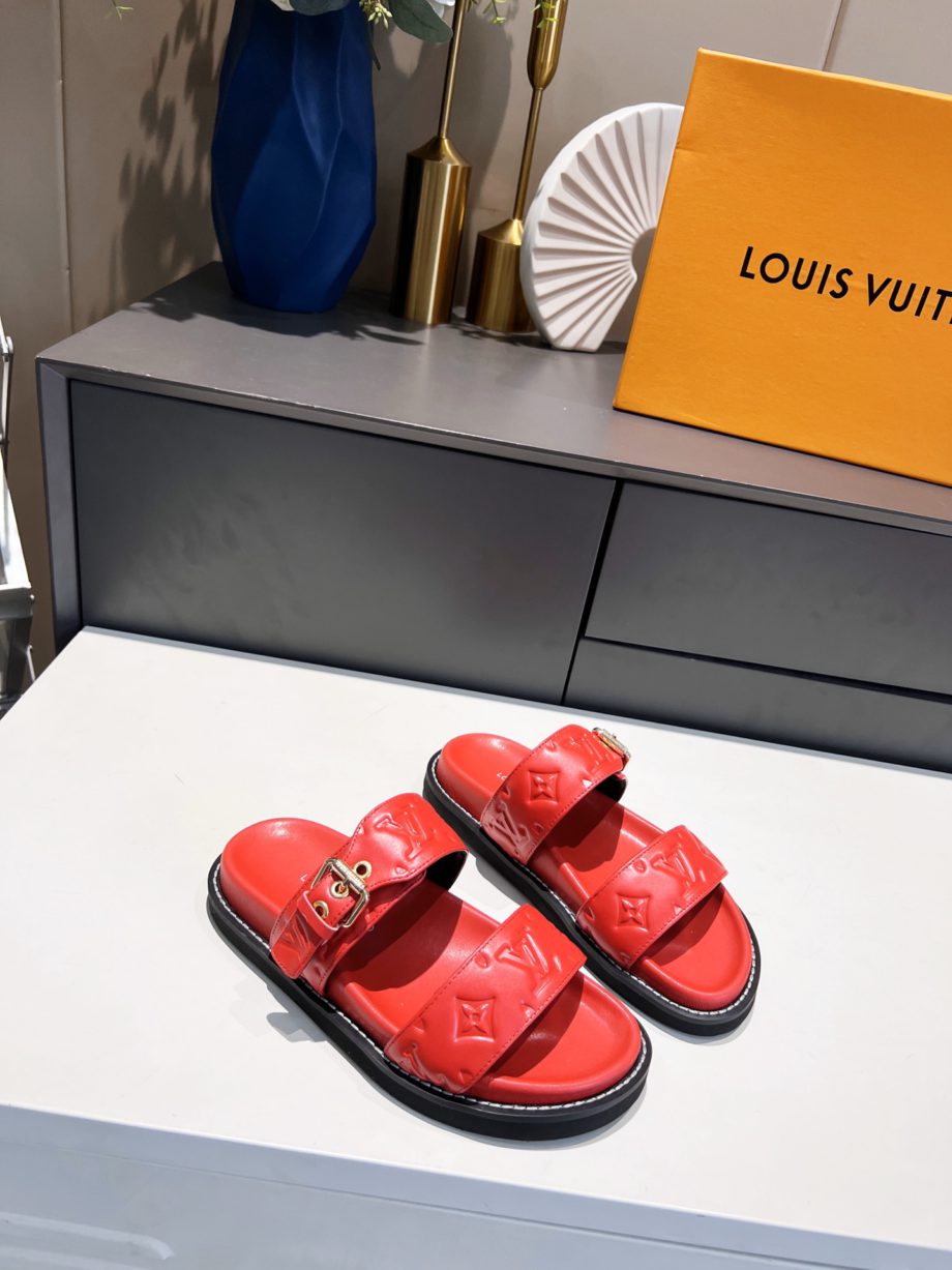 louis vuitton Women's Bom Dia Flat Mule Red For Women