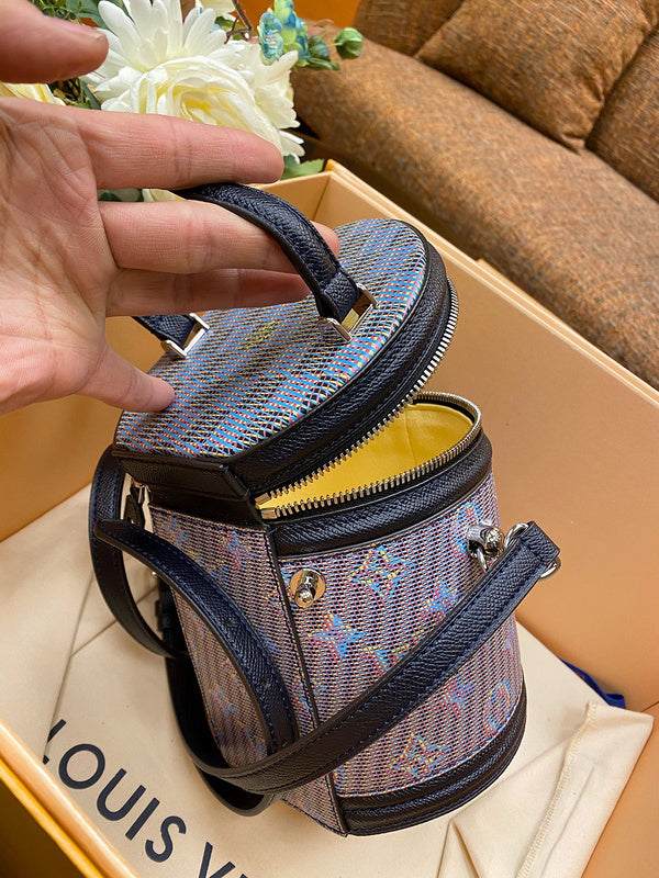 Louis Vuitton Luxury Bags 2595