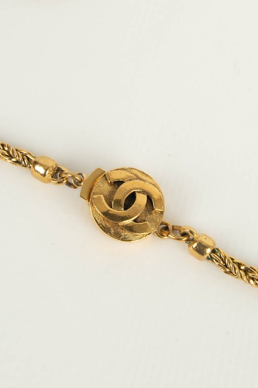 Collier "Scarab��e" Chanel