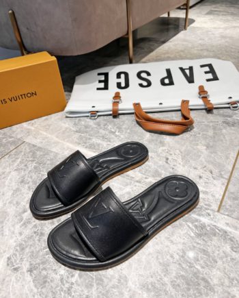 louis vuitton Women's Magnetic Flat Mule Black For Women 1AA1LT