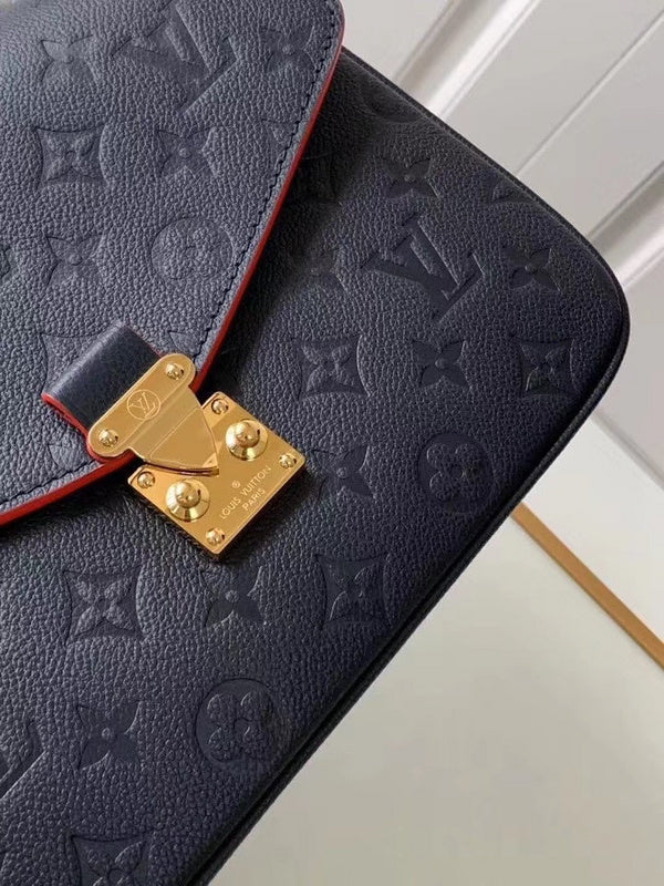 Louis Vuitton Luxury Bags 2630