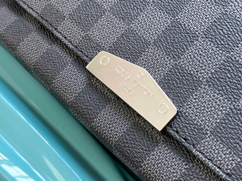 Louis Vuitton Luxury Bags 2705