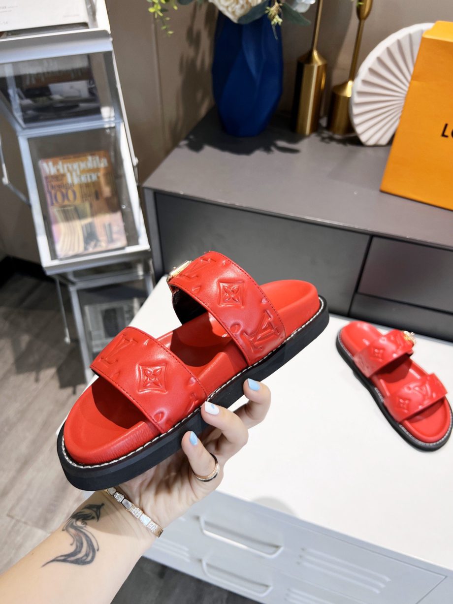 louis vuitton Women's Bom Dia Flat Mule Red For Women