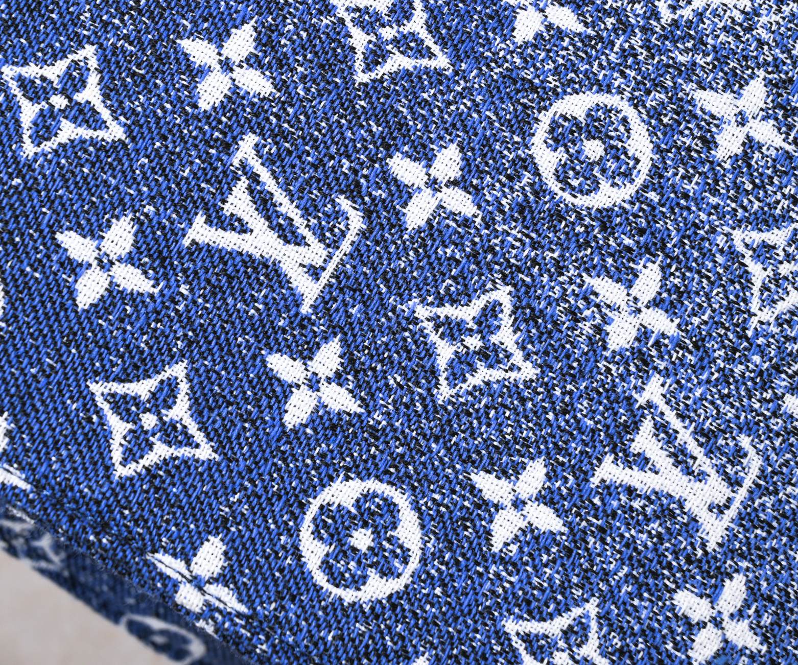 Luxury Bags Louis Vuitton  874