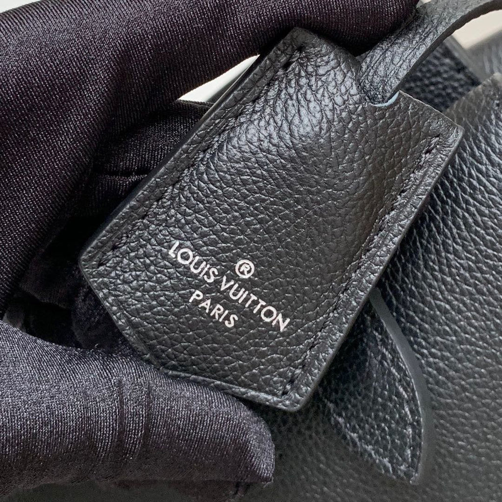 Louis Vuitton LOCKME DAY BAG