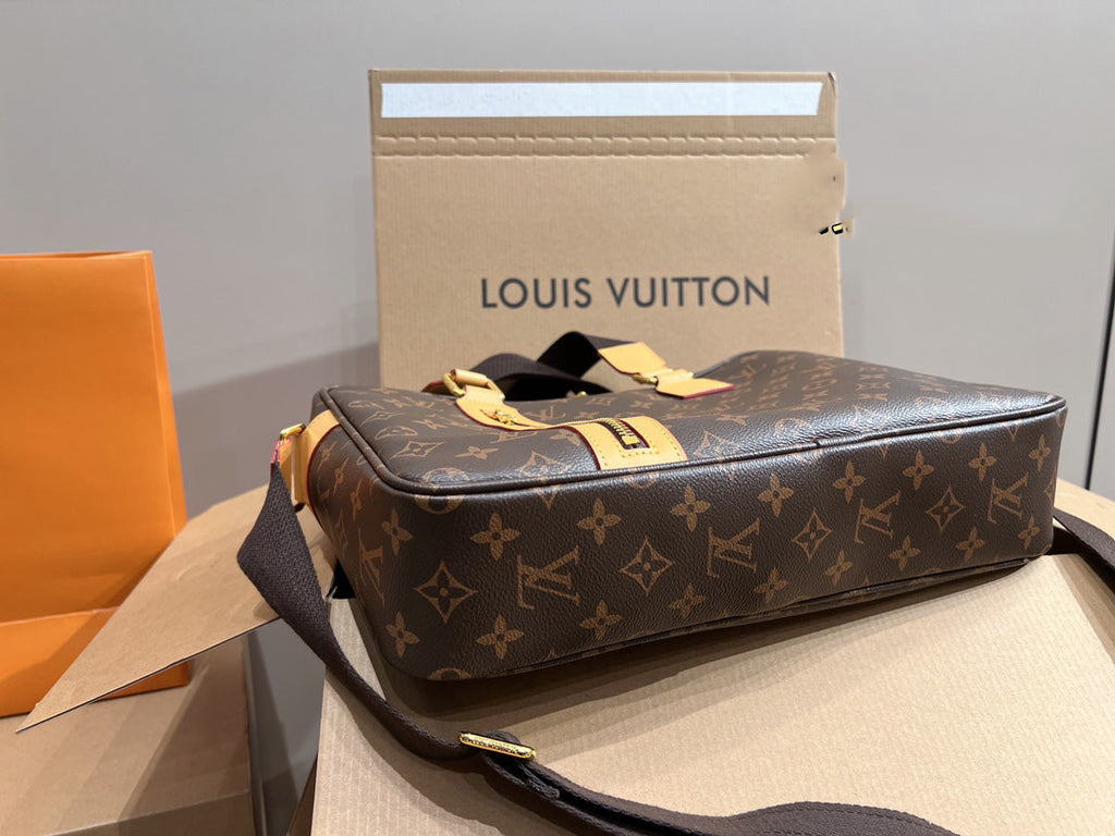 Luxury Bags Louis Vuitton  772