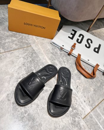 louis vuitton Women's Magnetic Flat Mule Black For Women 1AA1LT