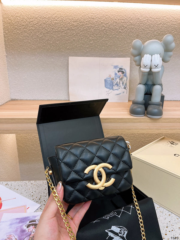 aura-bags - Chanel Bags - 7034