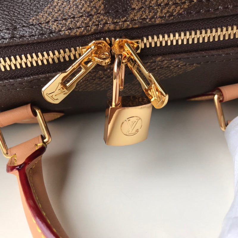 Louis Vuitton Luxury Bags 1768