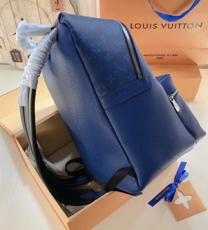 Louis Vuitton Luxury Bags 1871