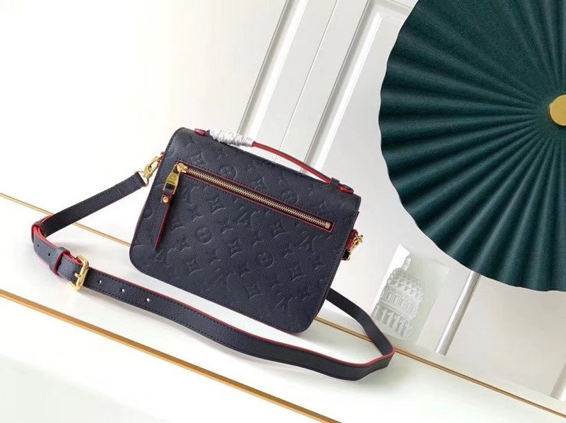 Louis Vuitton Luxury Bags 2630