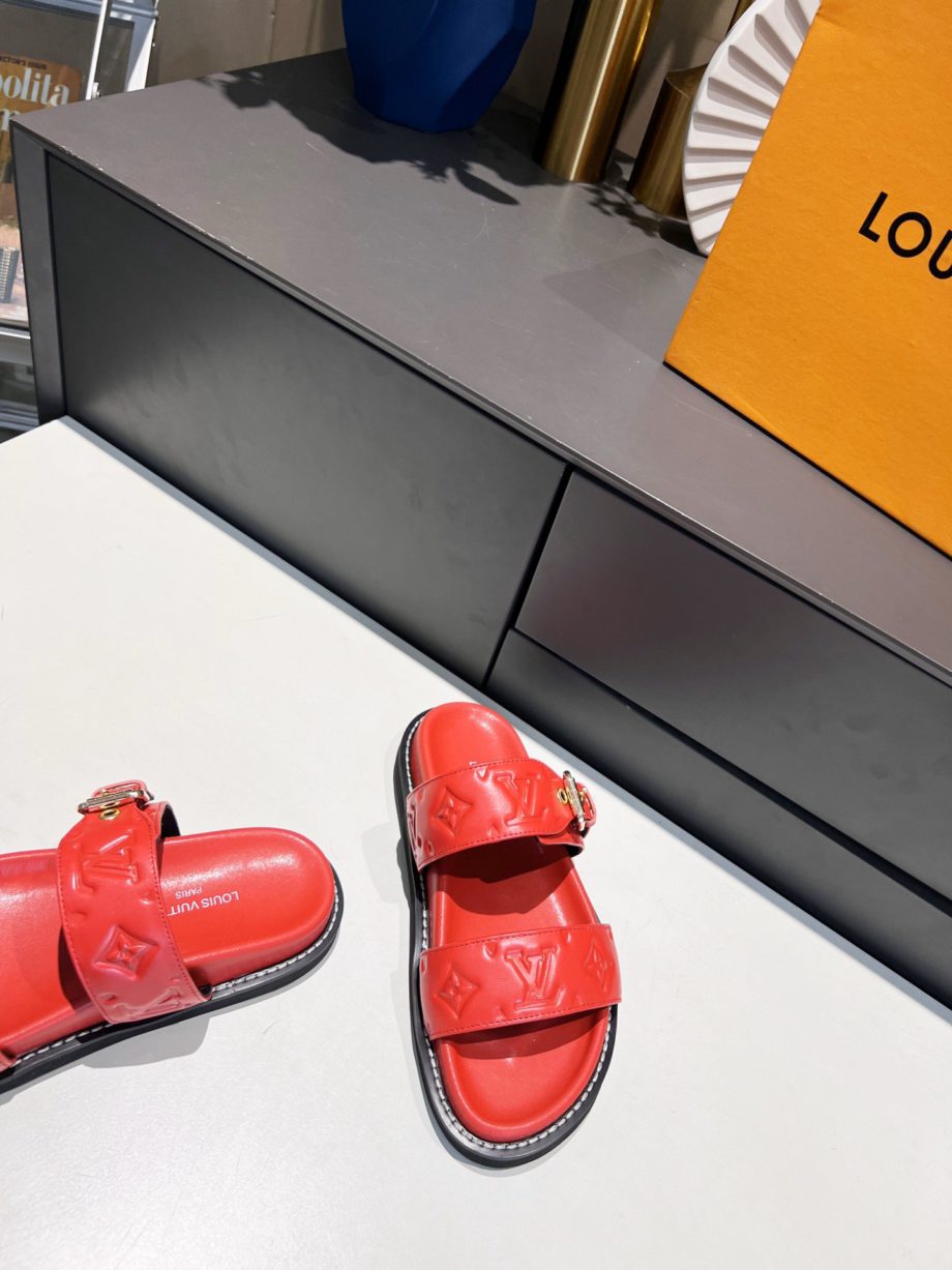 louis vuitton Women's Bom Dia Flat Mule Red For Women