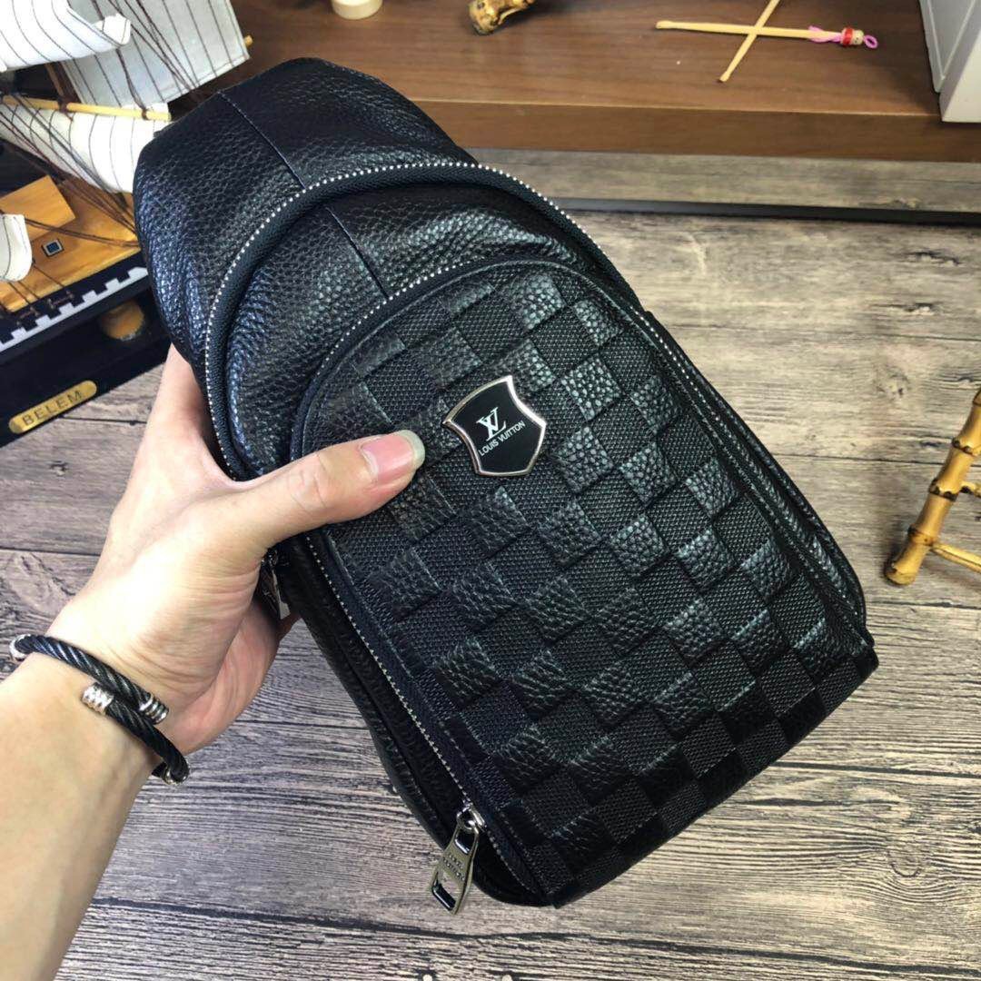 Aura Bags - Luxury Handbags Louis Vuitton 170