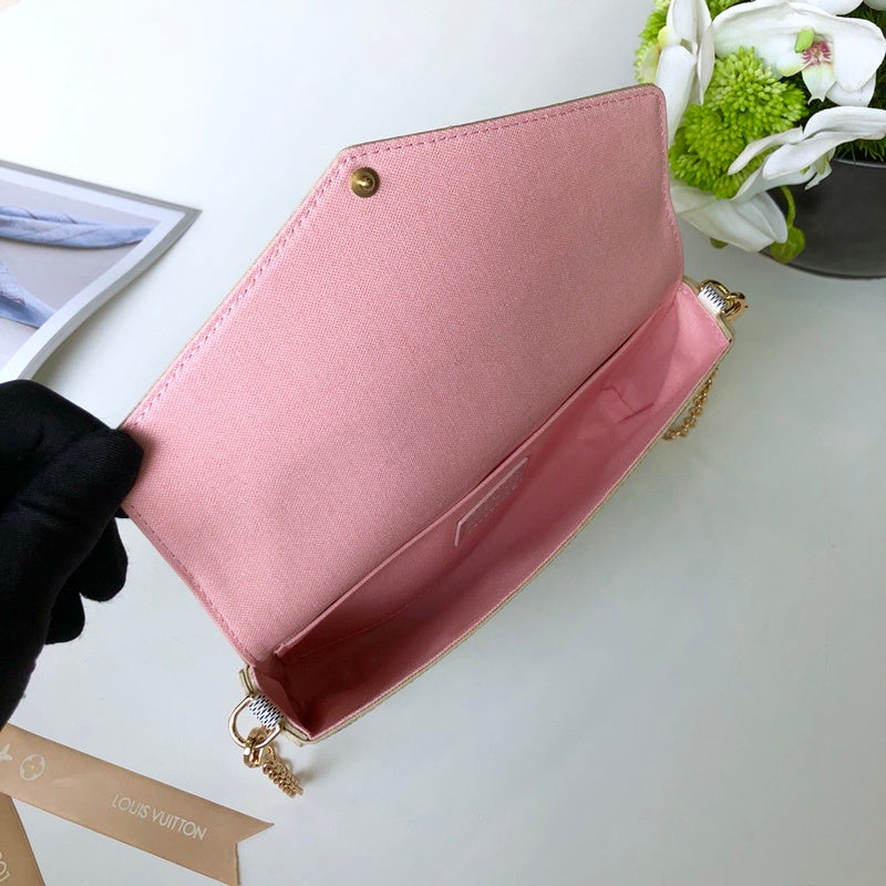 Louis Vuitton Luxury Bags 2607