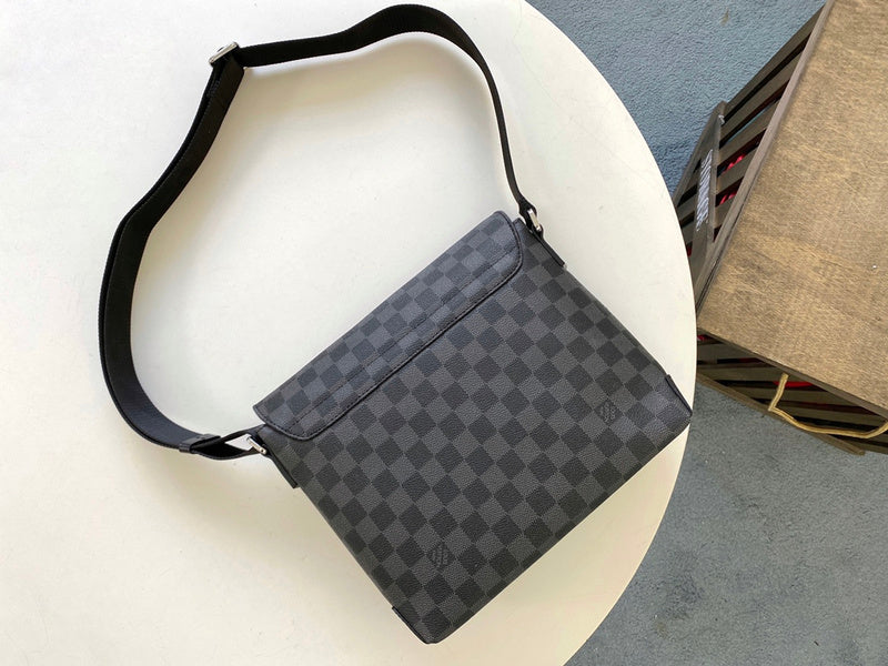 Louis Vuitton Luxury Bags 2705