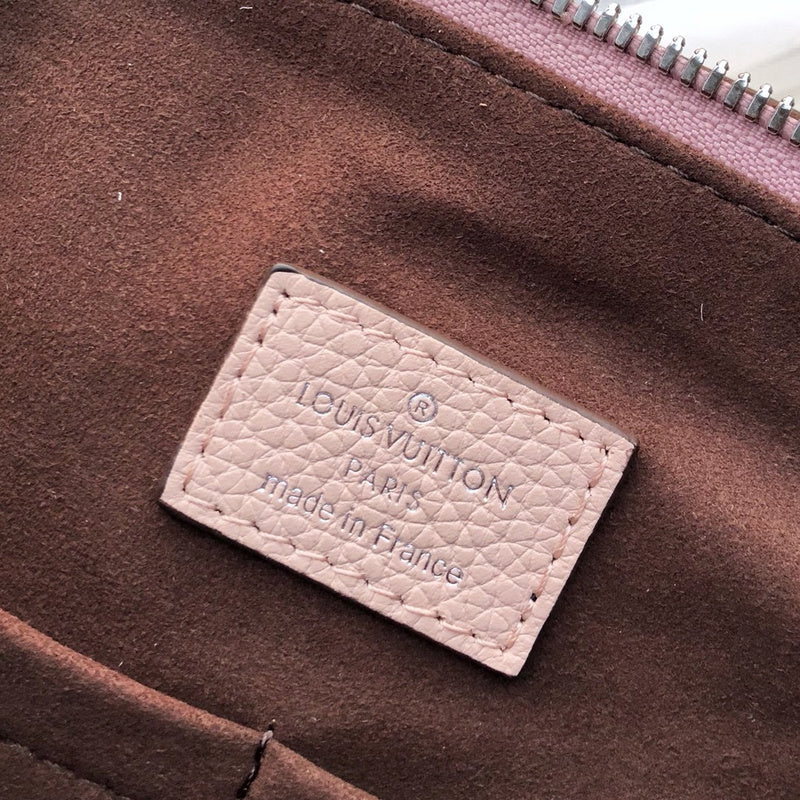 Louis Vuitton Luxury Bags 2611